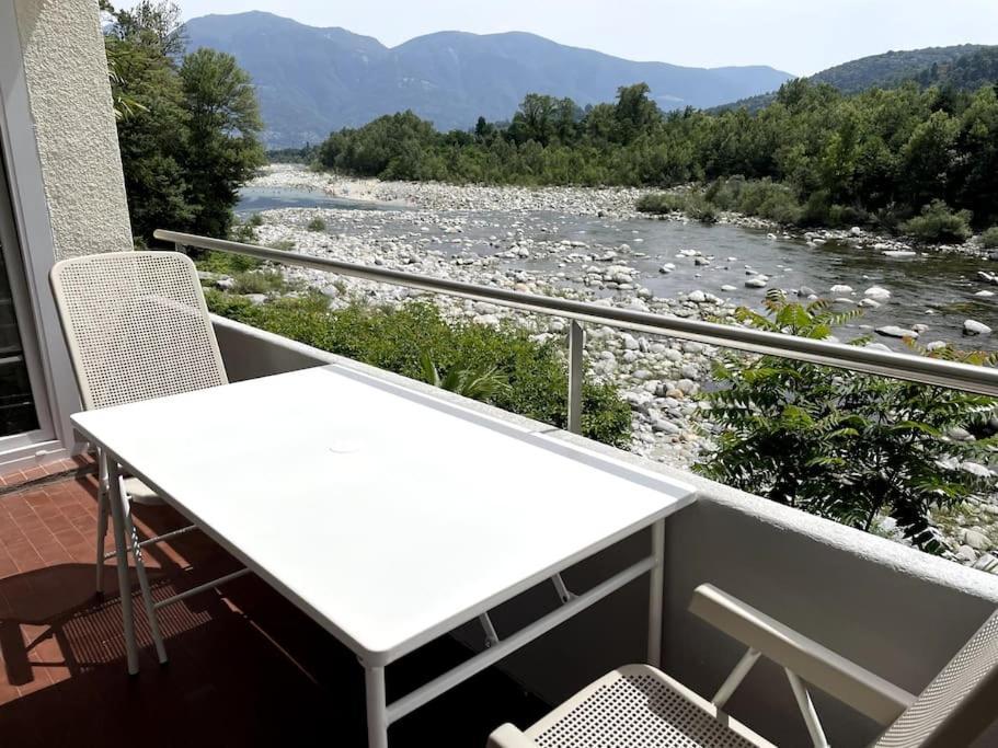 Сasa de vacaciones Immersi Nella Natura Con Accesso Al Fiume Maggia Locarno