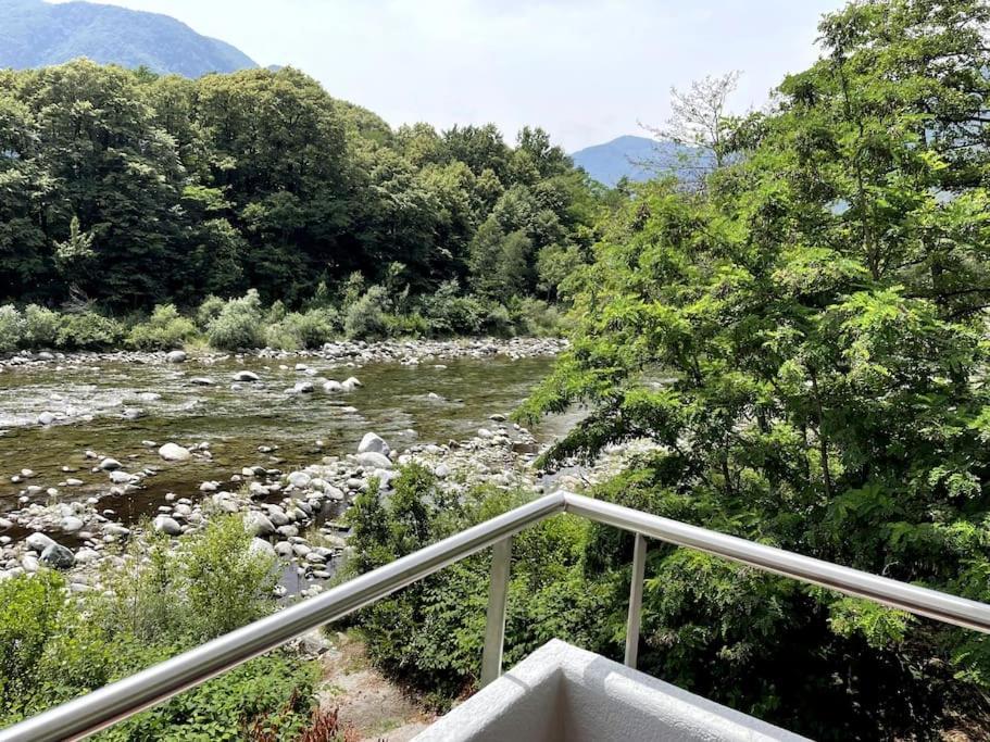 Immersi Nella Natura Con Accesso Al Fiume Maggia Locarno